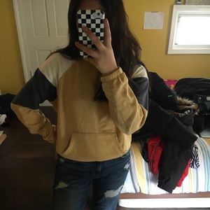 Color block sweatshirt